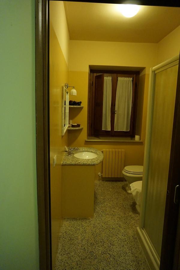 Locanda Da Ciacci Petriano Exterior foto