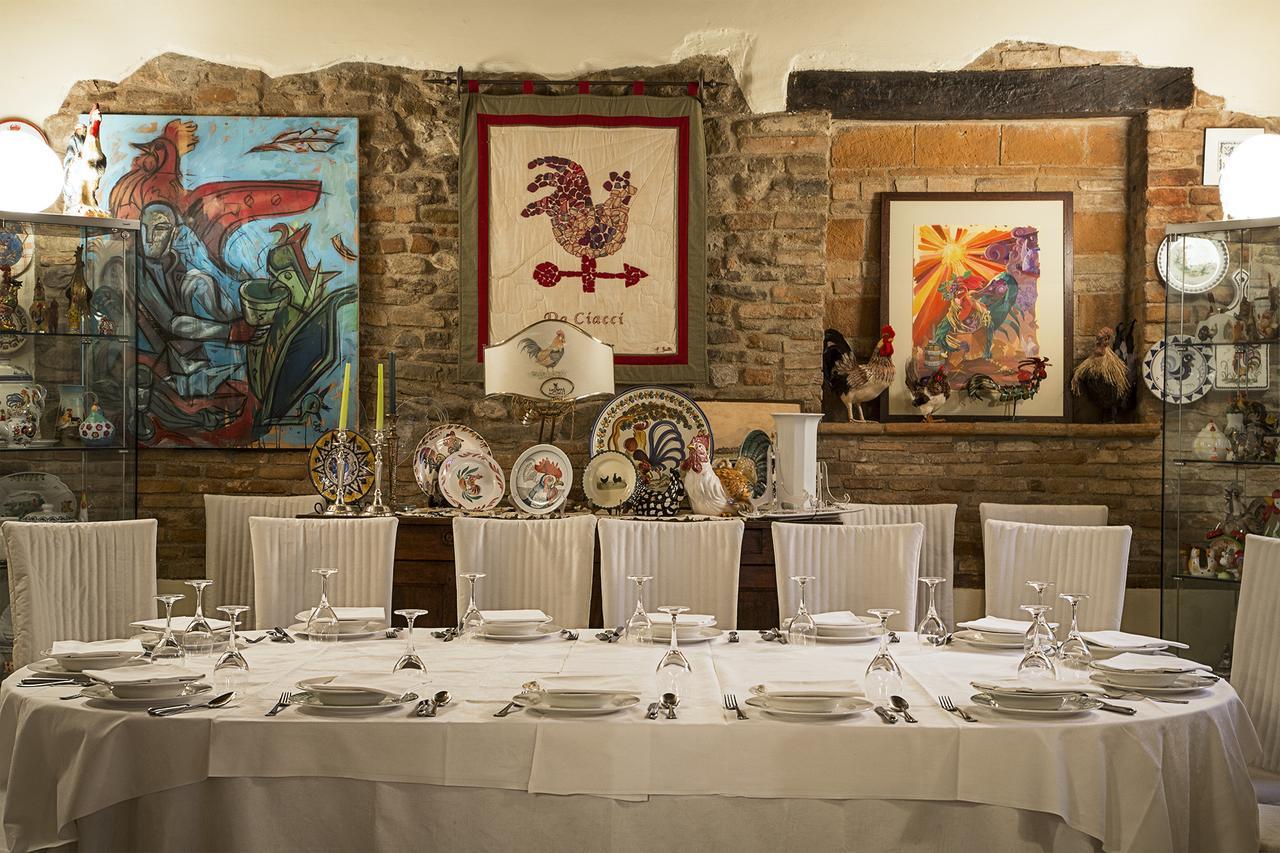 Locanda Da Ciacci Petriano Exterior foto