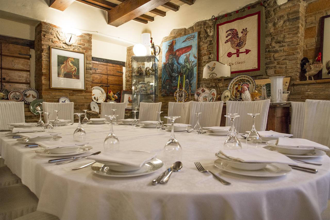 Locanda Da Ciacci Petriano Exterior foto