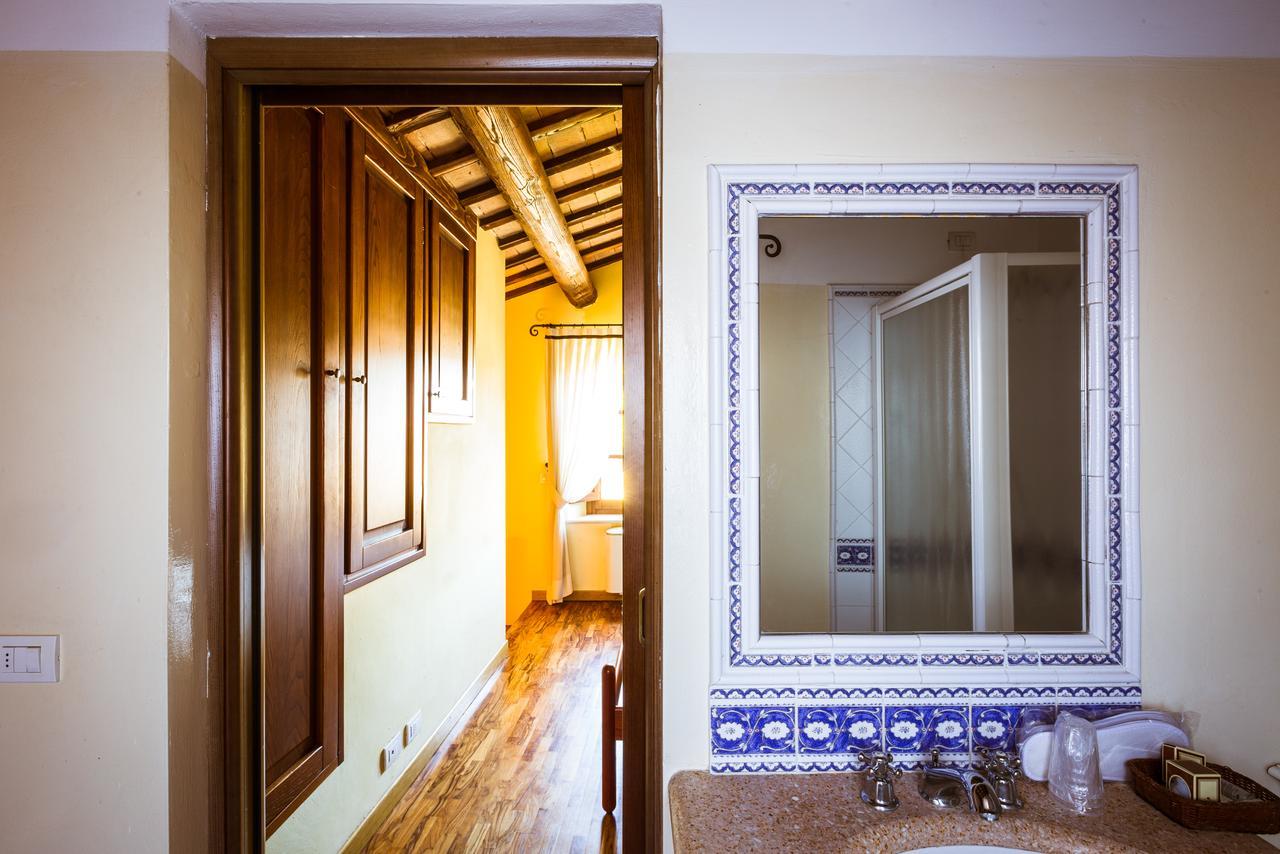 Locanda Da Ciacci Petriano Exterior foto